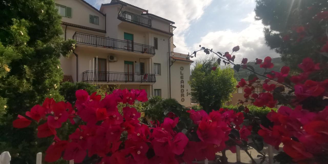 Residence Oleandro Pietra Ligure Exterior photo