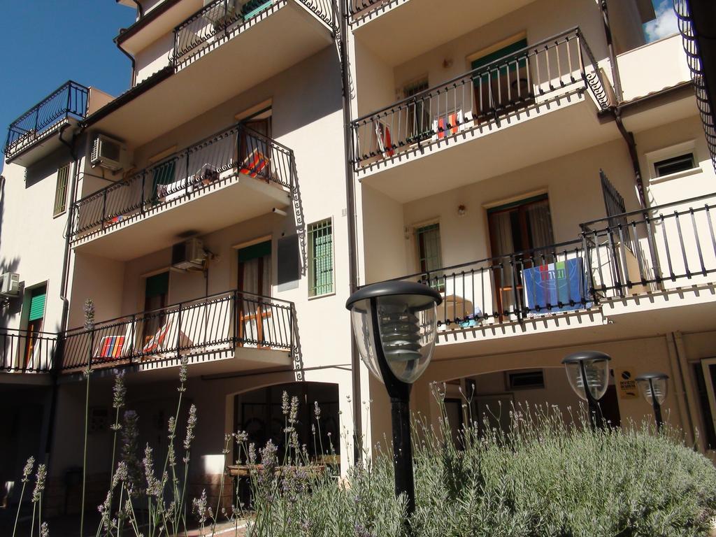 Residence Oleandro Pietra Ligure Exterior photo