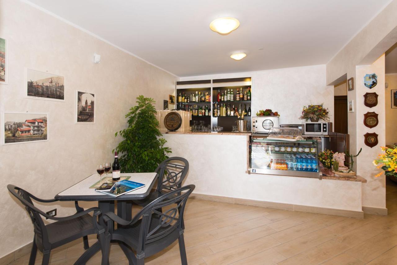 Residence Oleandro Pietra Ligure Exterior photo